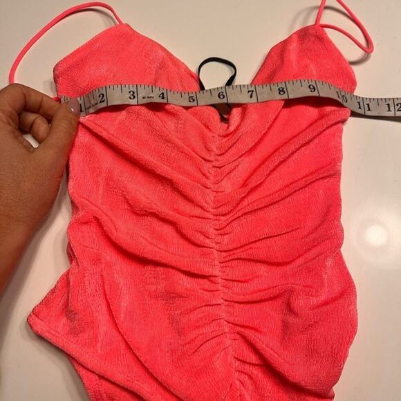 NWT SER.O.YA Ruched Hot Pink Bodysuit Size Medium MSRP $225 - Picture 7 of 11